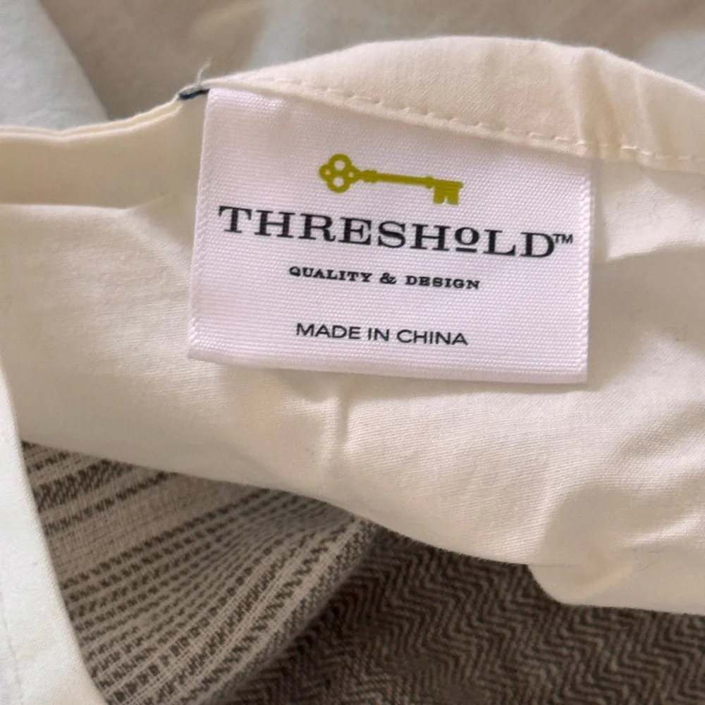 SINGLE Threshold cotton/ linen blend Gray & White Striped Sham Size Full/Queen